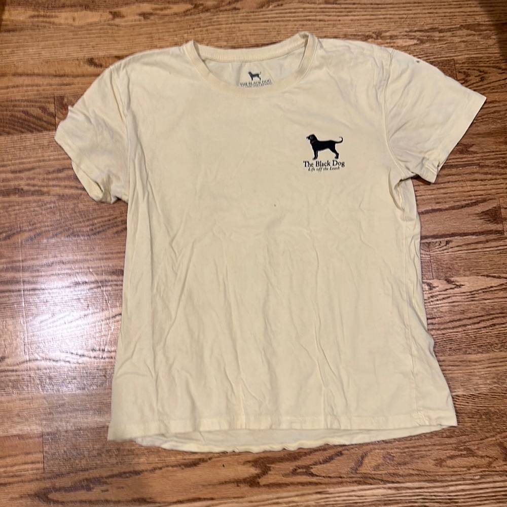 Black Dog T-Shirt, size Medium